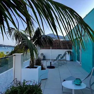 Lux Isla Hotel